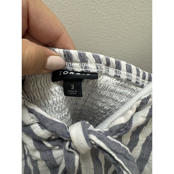 Torrid Striped Peplum Strappy Tie Front Top Size 3 - Picture 6 of 6